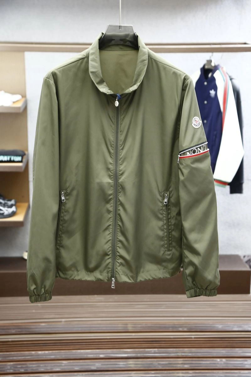 Moncler Outwear Chic 141561