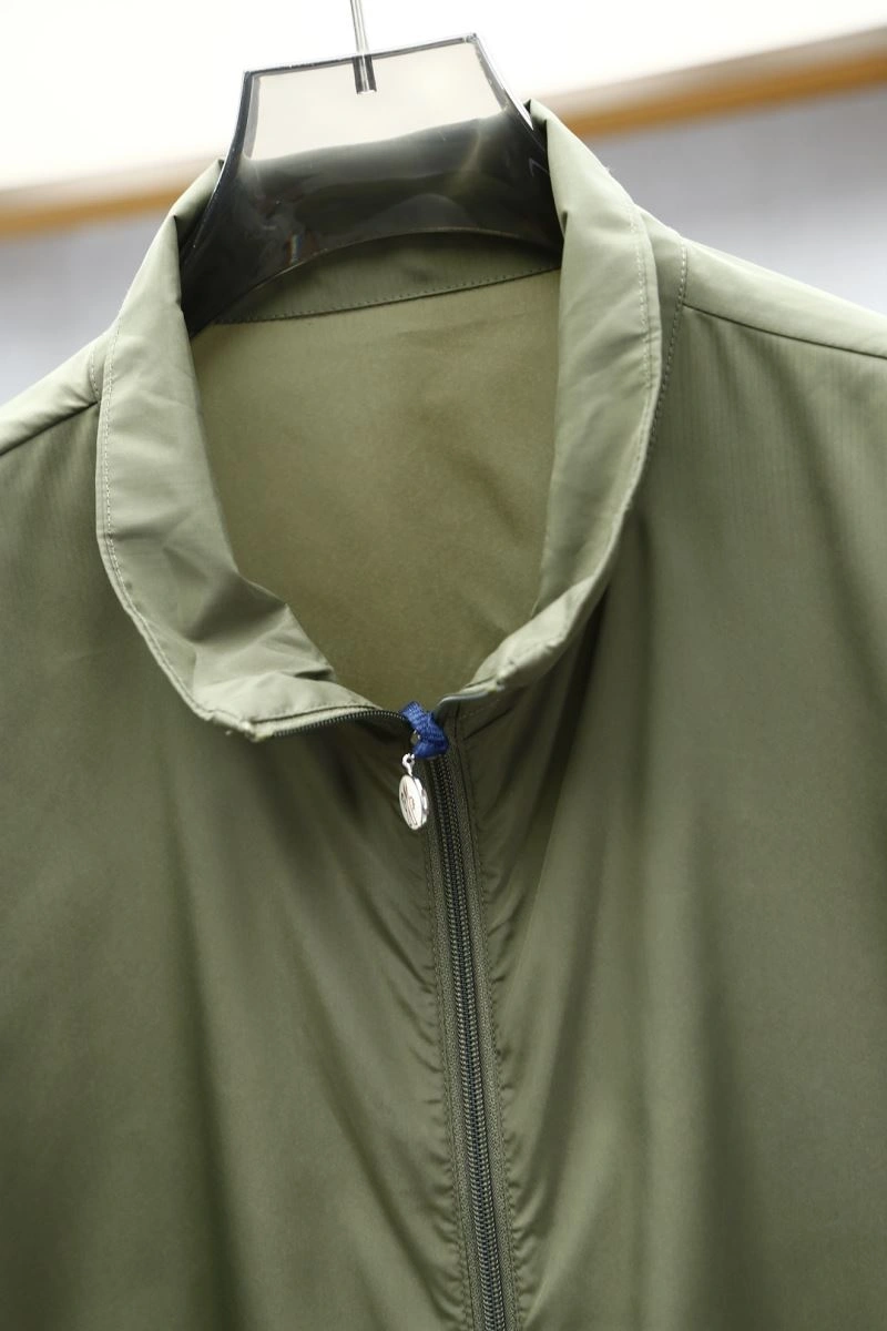 Moncler Outwear Chic 141561
