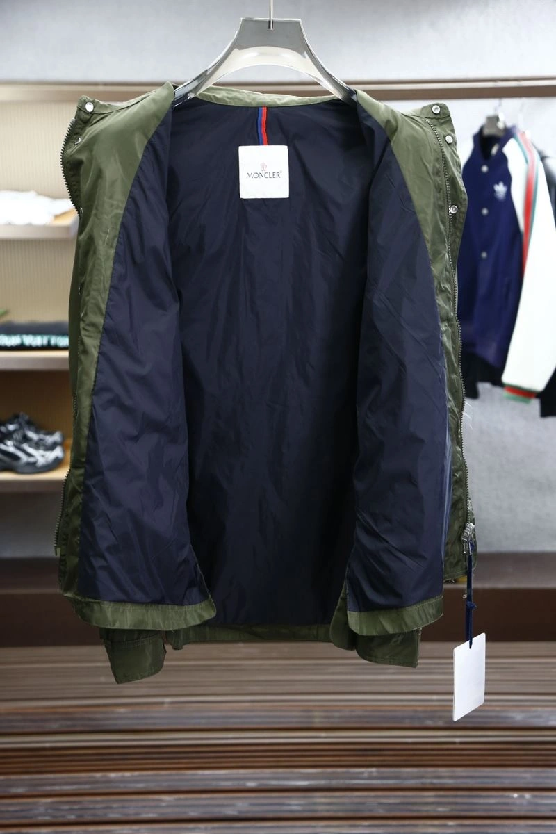 FlexibleFit Moncler Outwear 141560