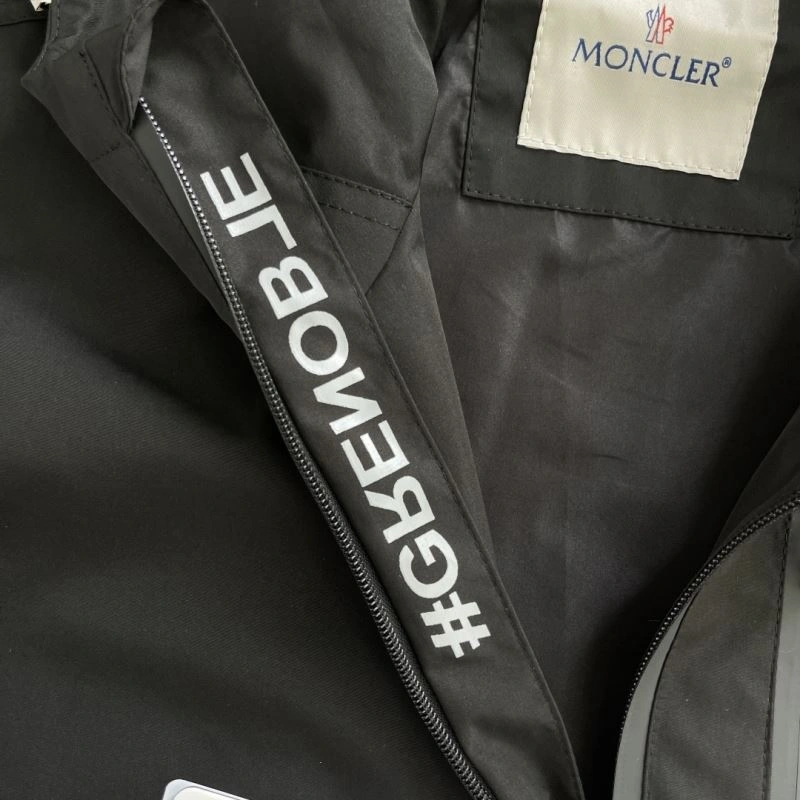 RelaxedFit Moncler Outwear 141553