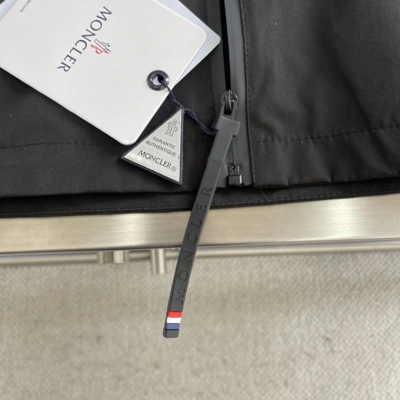 RelaxedFit Moncler Outwear 141553