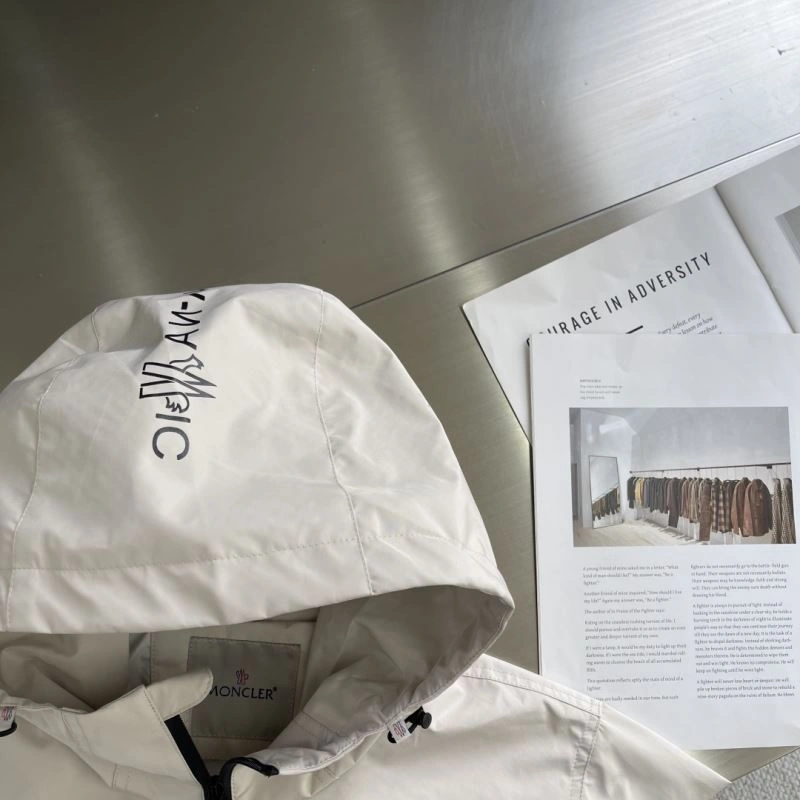 Reliable Moncler Outwear 141555
