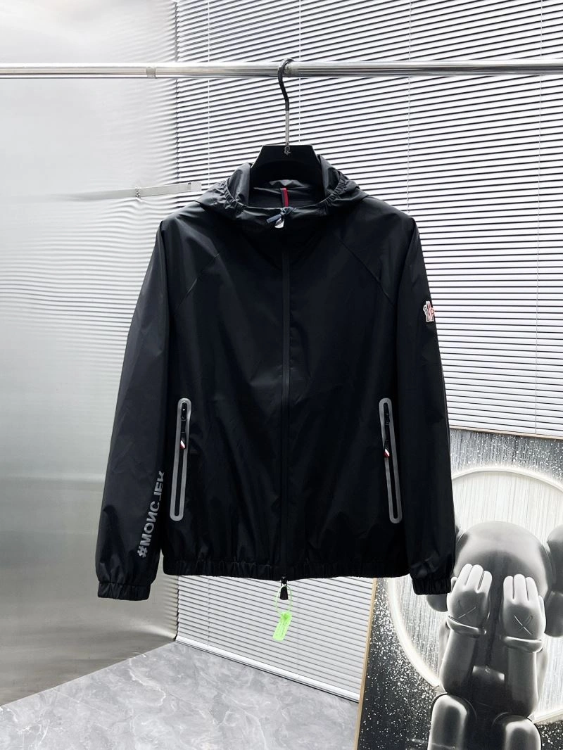 Moncler Outwear Trendsetting 141551