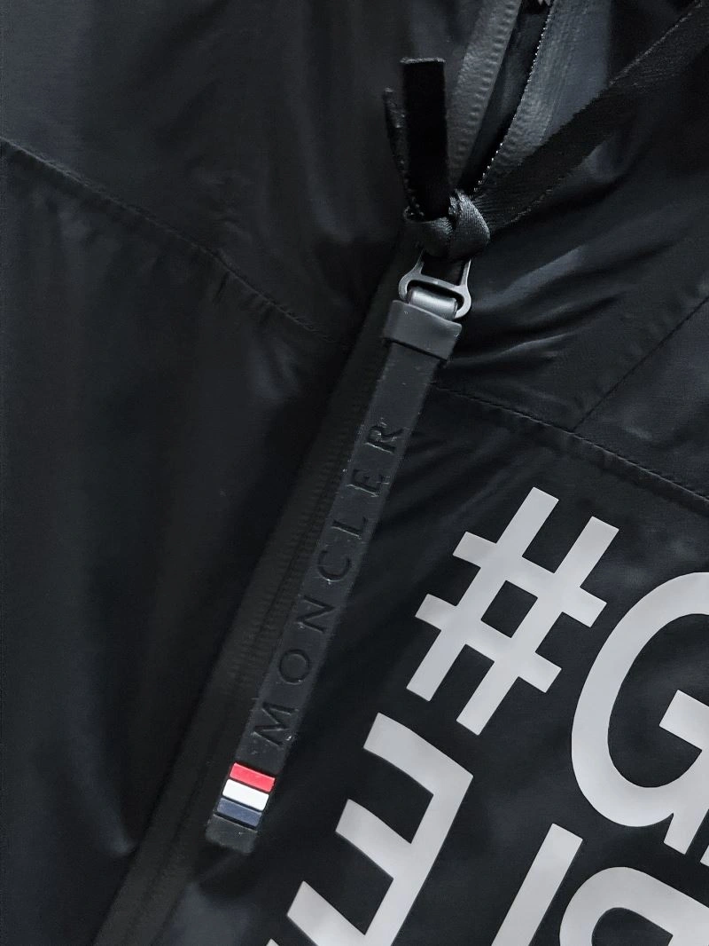 Original Moncler Outwear 141552