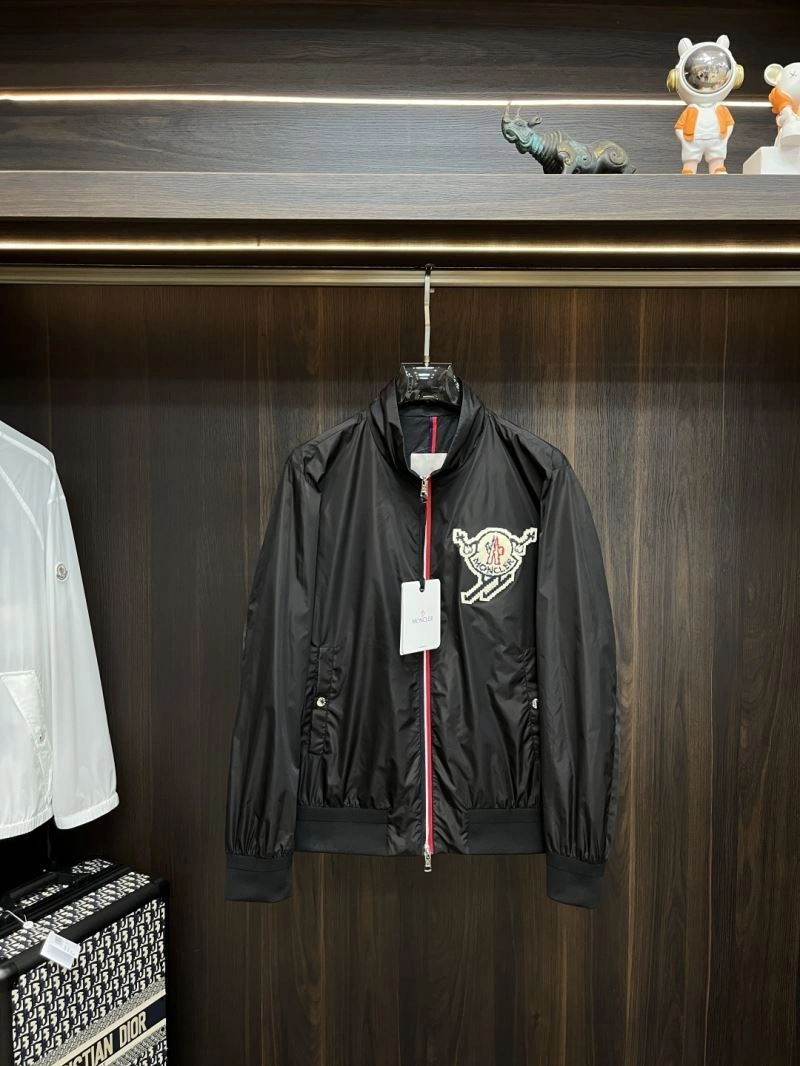 Moncler Outwear Bright 141548