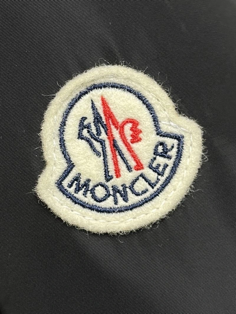 Upgraded Moncler Outwear 141536