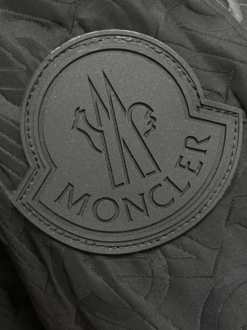 Upgraded Moncler Outwear 141536
