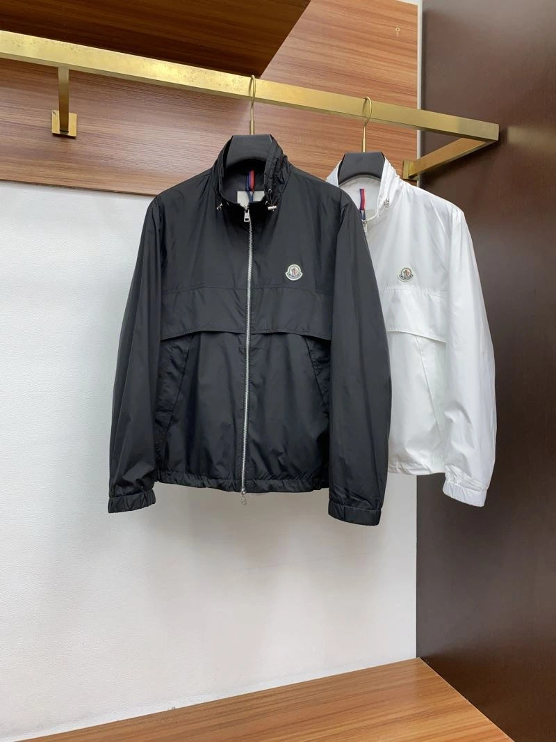 Trendy Moncler Outwear 141530