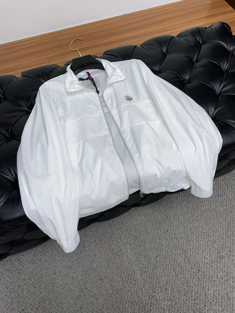 Moncler Outwear Premium 141529