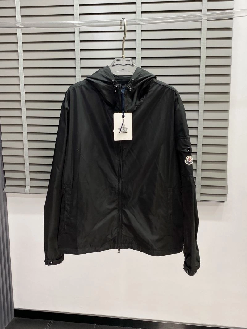 Moncler Outwear SportInspired 141534