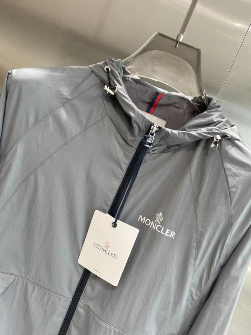 Neat Moncler Outwear 141535