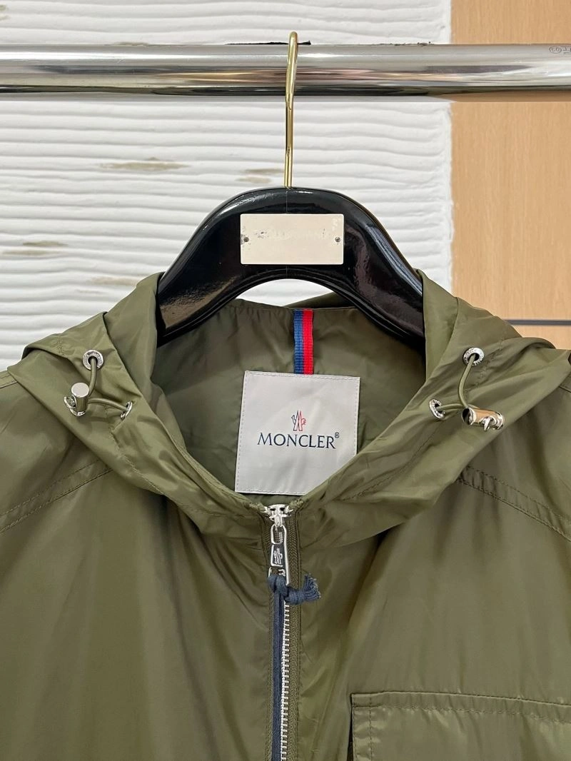 Moncler Outwear Contemporary 141528
