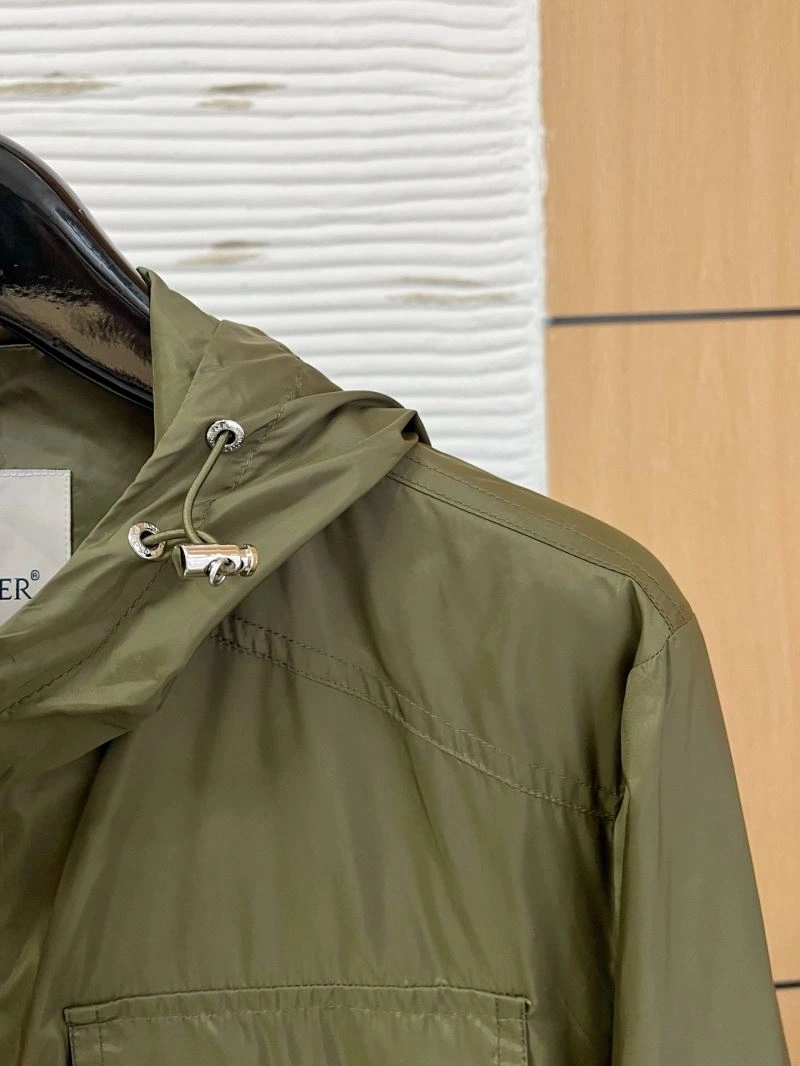 Moncler Outwear Contemporary 141528