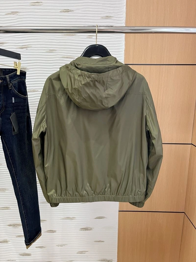 Moncler Outwear Contemporary 141528