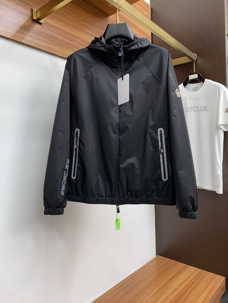 GoodFit Moncler Outwear 141523