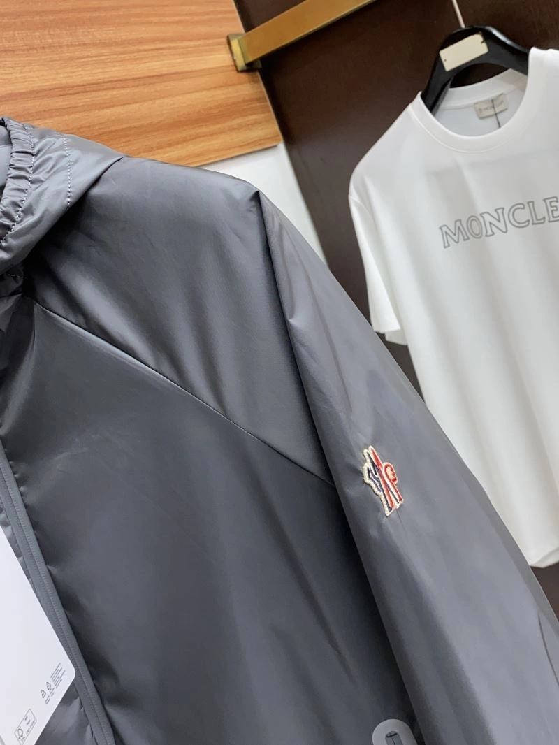Moncler Outwear Durable 141526