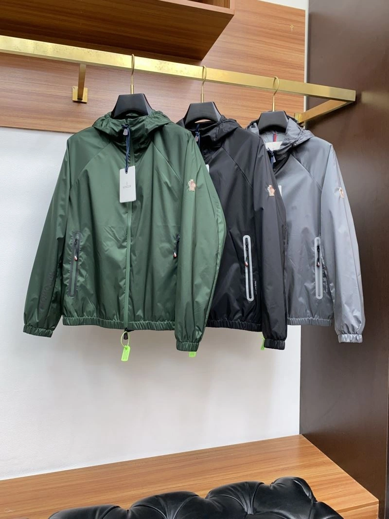 Moncler Outwear Durable 141526
