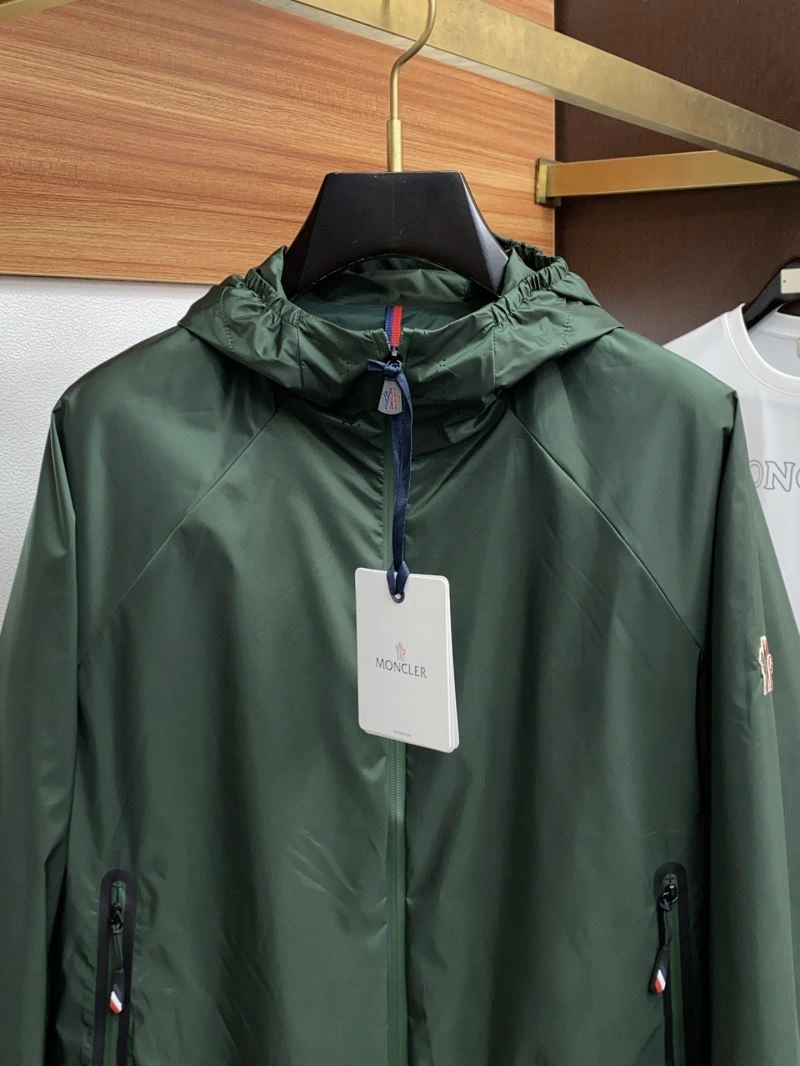 Moncler Outwear Breathable 141531