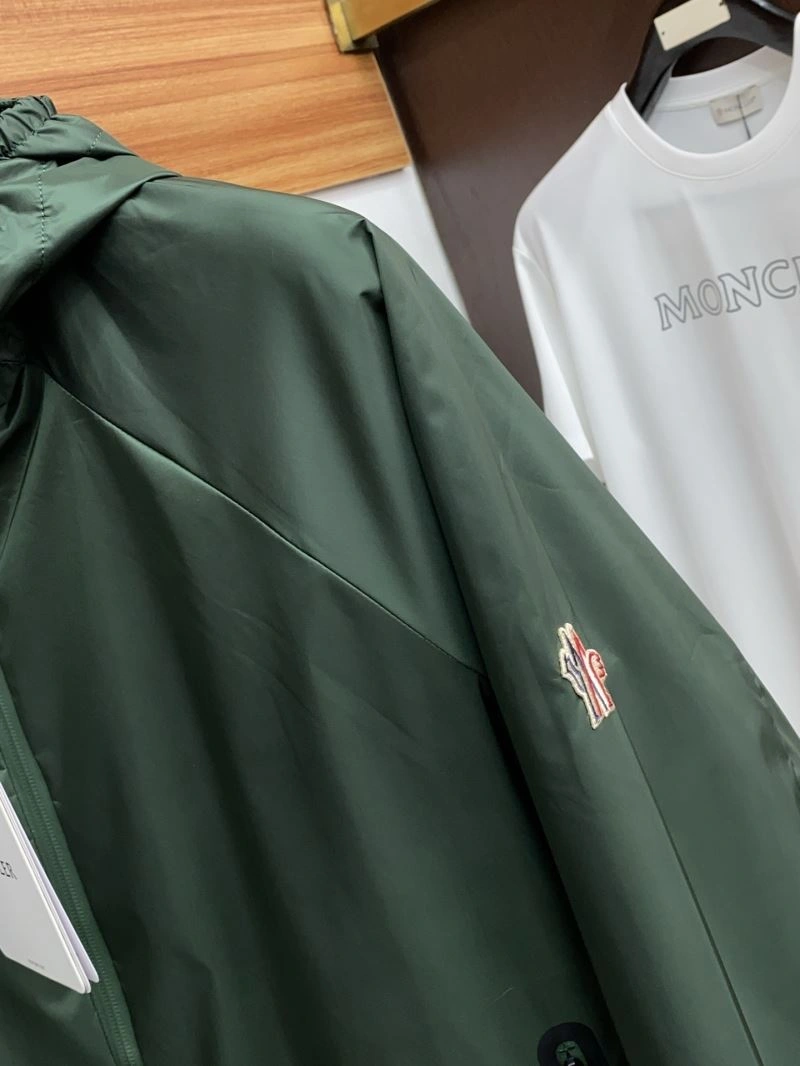 Moncler Outwear Breathable 141531