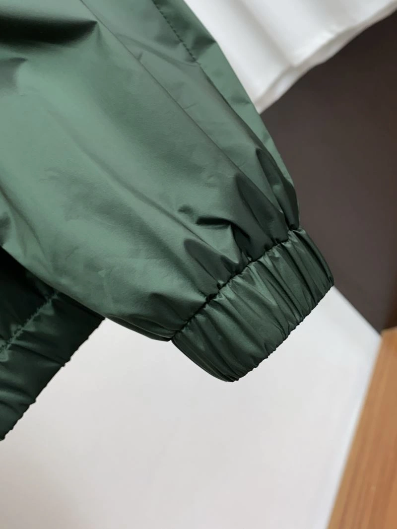 Moncler Outwear Breathable 141531