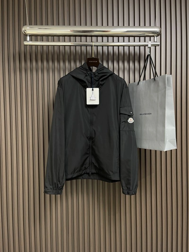 WrinkleFree Moncler Outwear 141199