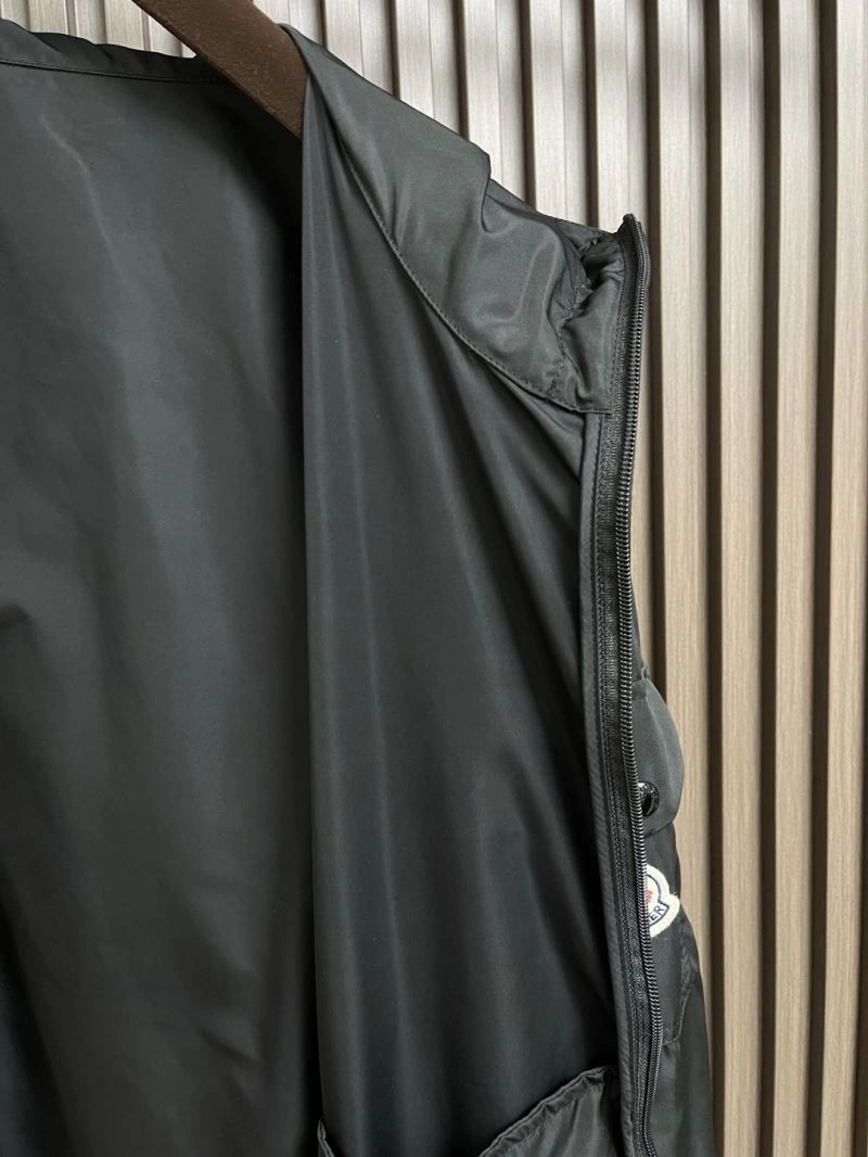 WrinkleFree Moncler Outwear 141199