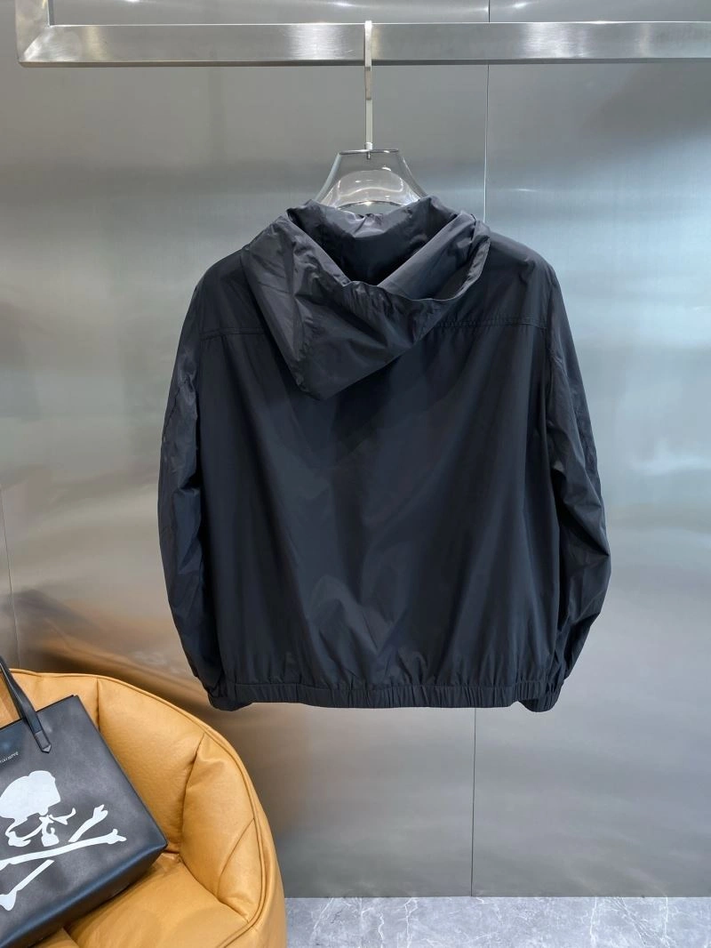 Moncler Outwear OdorResistant 141185