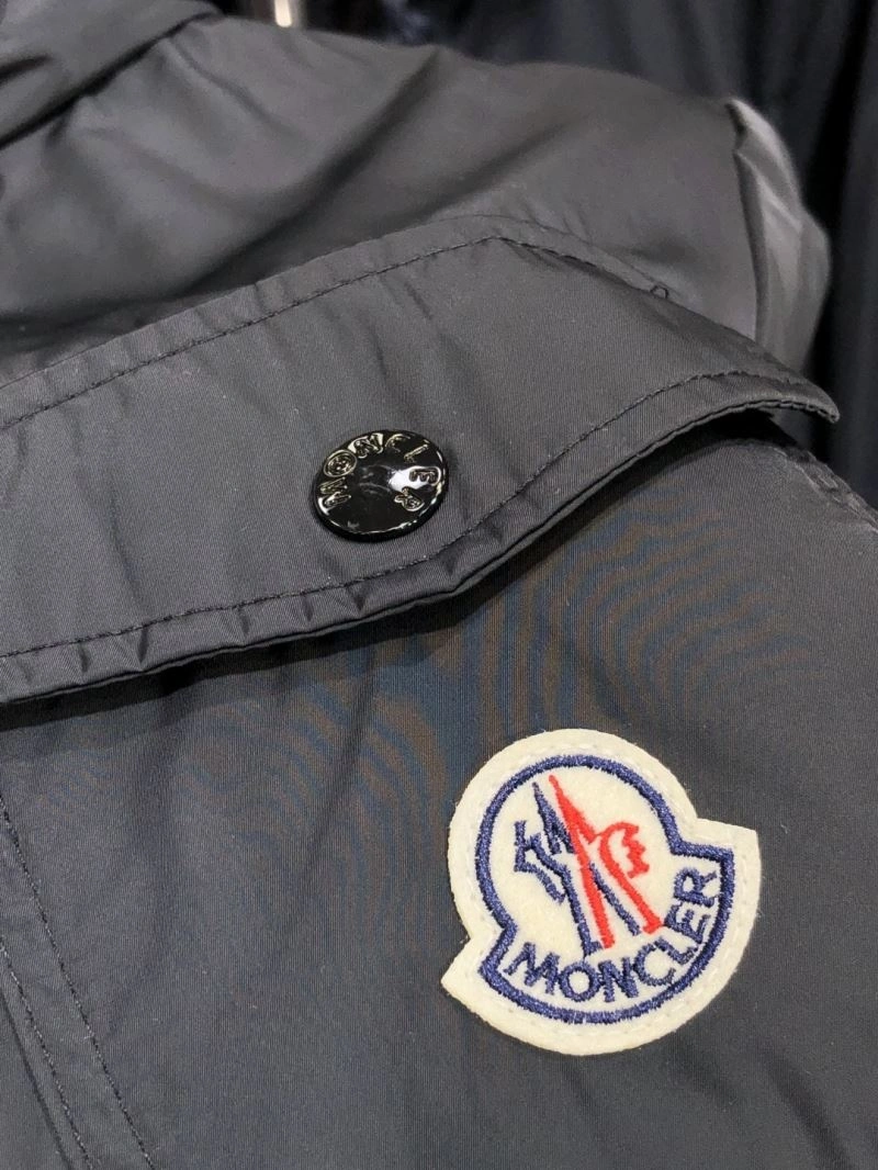 Trendy Moncler Outwear 141198