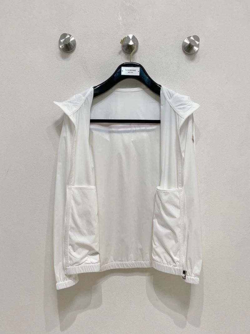 SportInspired Moncler Outwear 141180