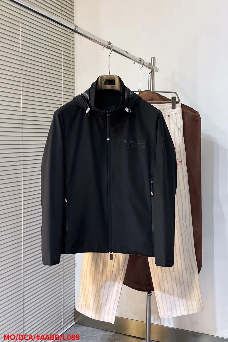 Moncler Outwear Unique 141179