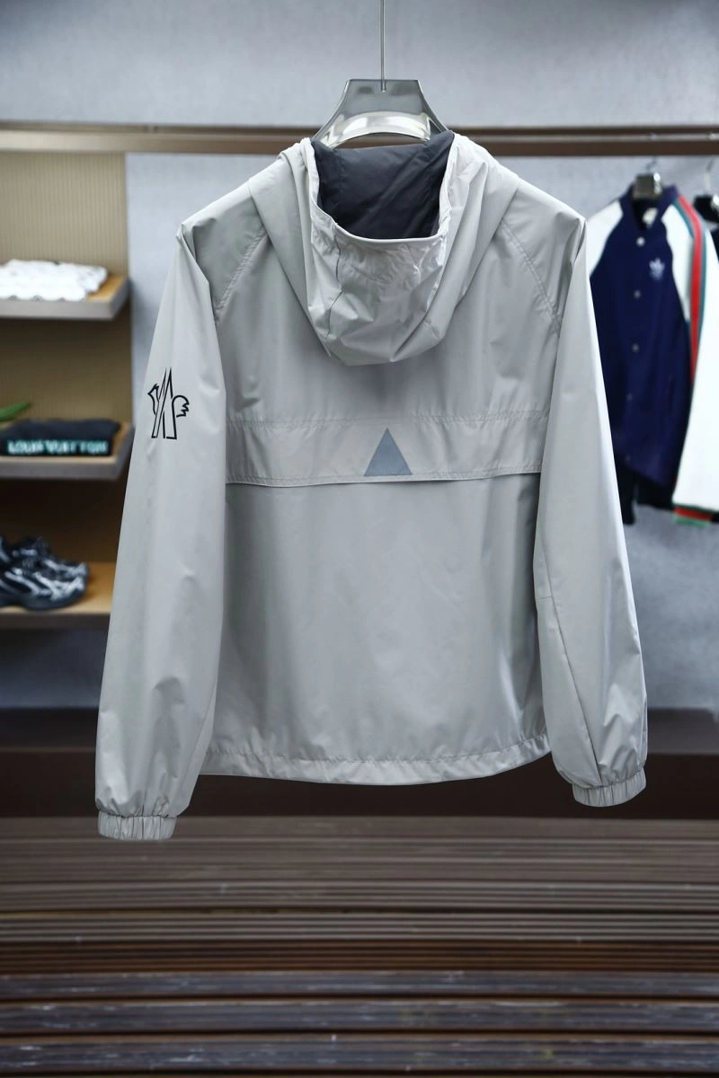 Sophisticated Moncler Outwear 141169