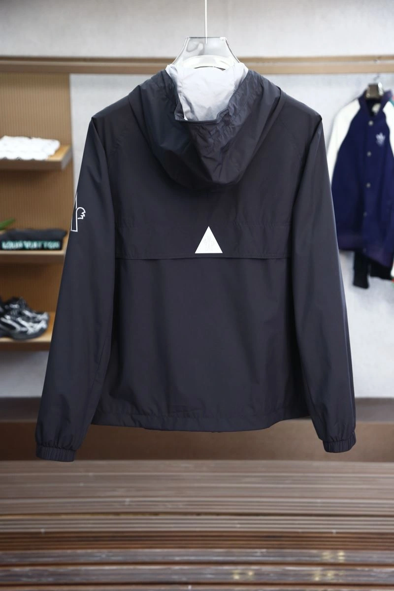 Sophisticated Moncler Outwear 141169