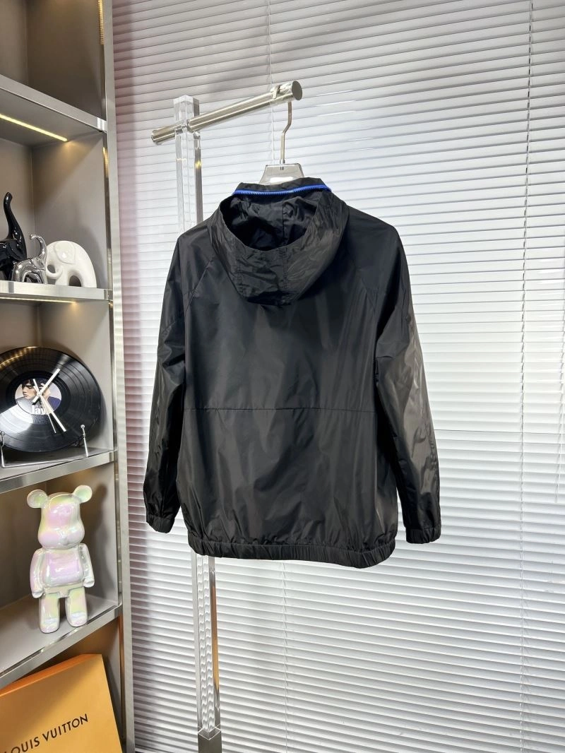 Moncler Outwear EasyMatch 141160
