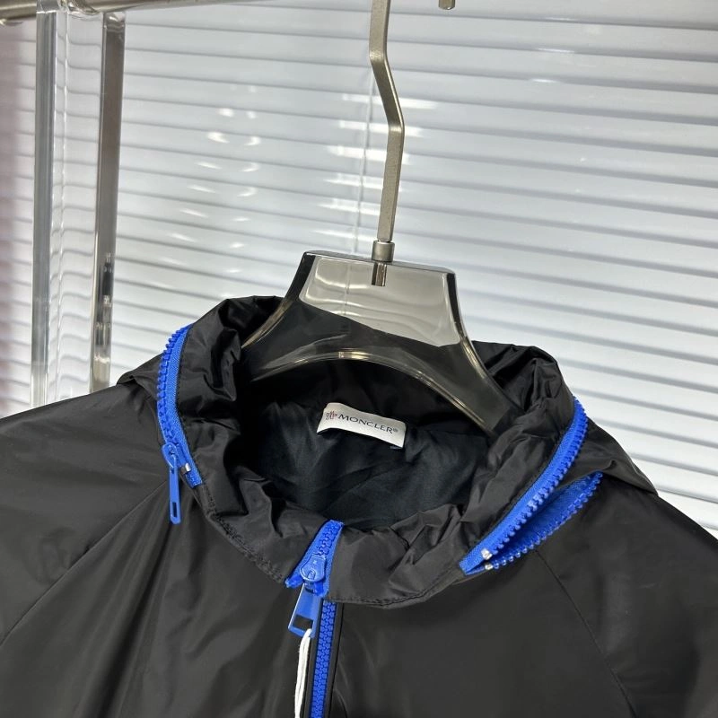 Moncler Outwear EasyMatch 141160