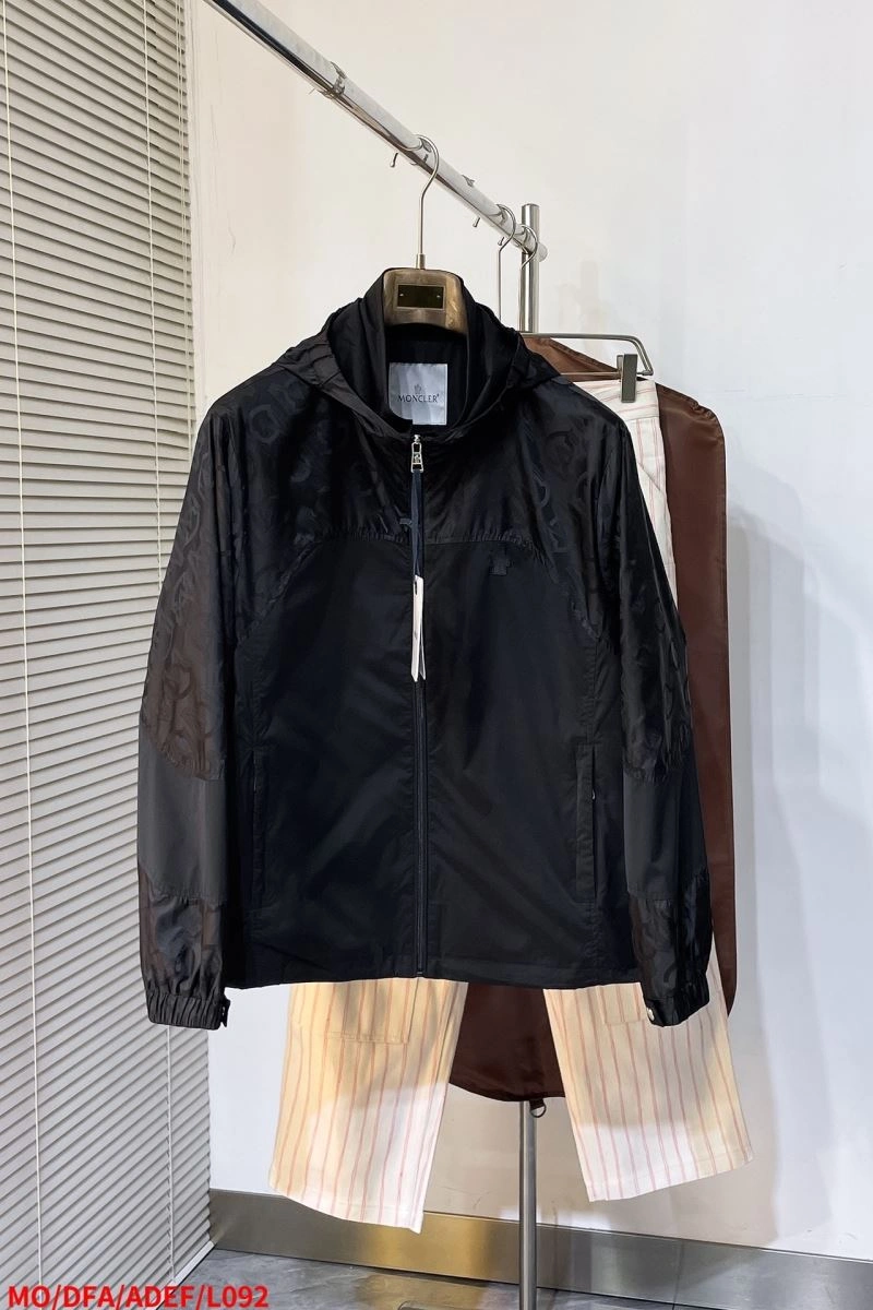 Moncler Outwear Sustainable 141164