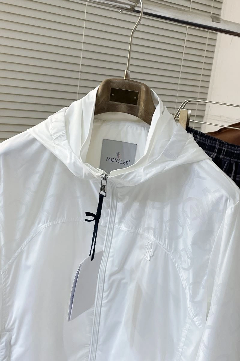 Moncler Outwear Sustainable 141164