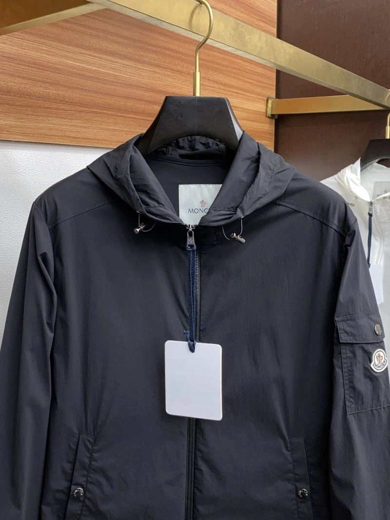 QuickDry Moncler Outwear 141152