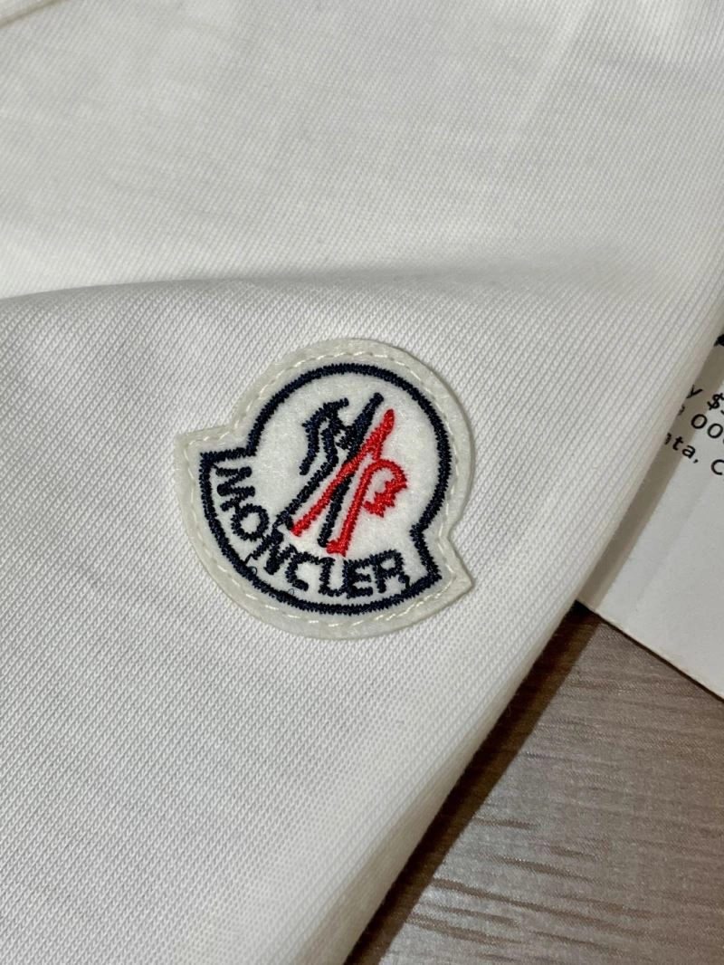 Moncler Outwear MultiPurpose 141151
