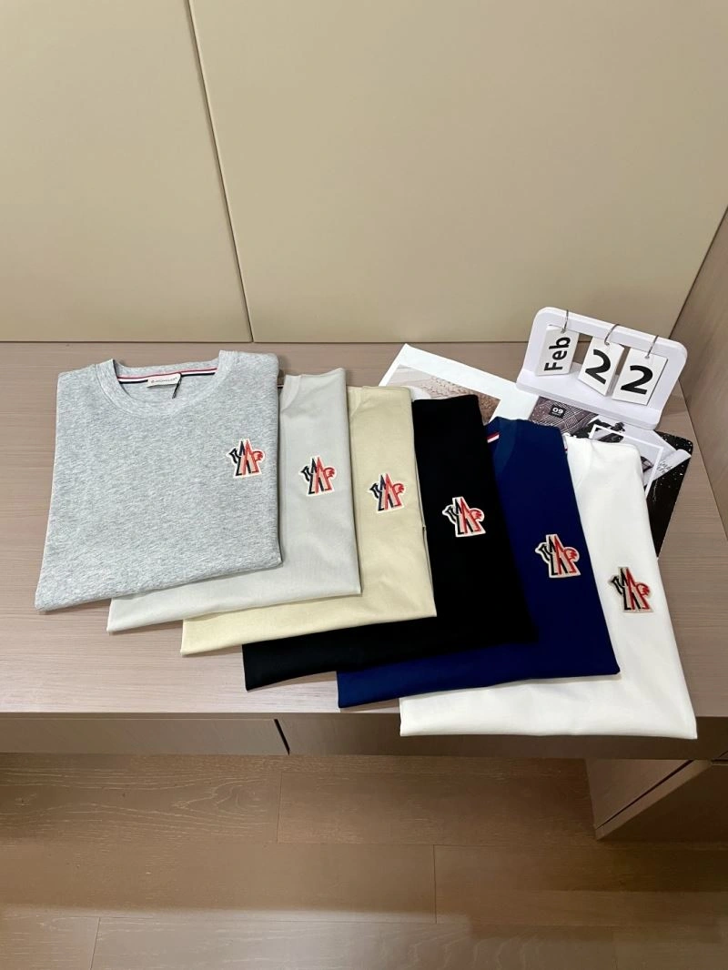 Moncler Outwear MultiPurpose 141151