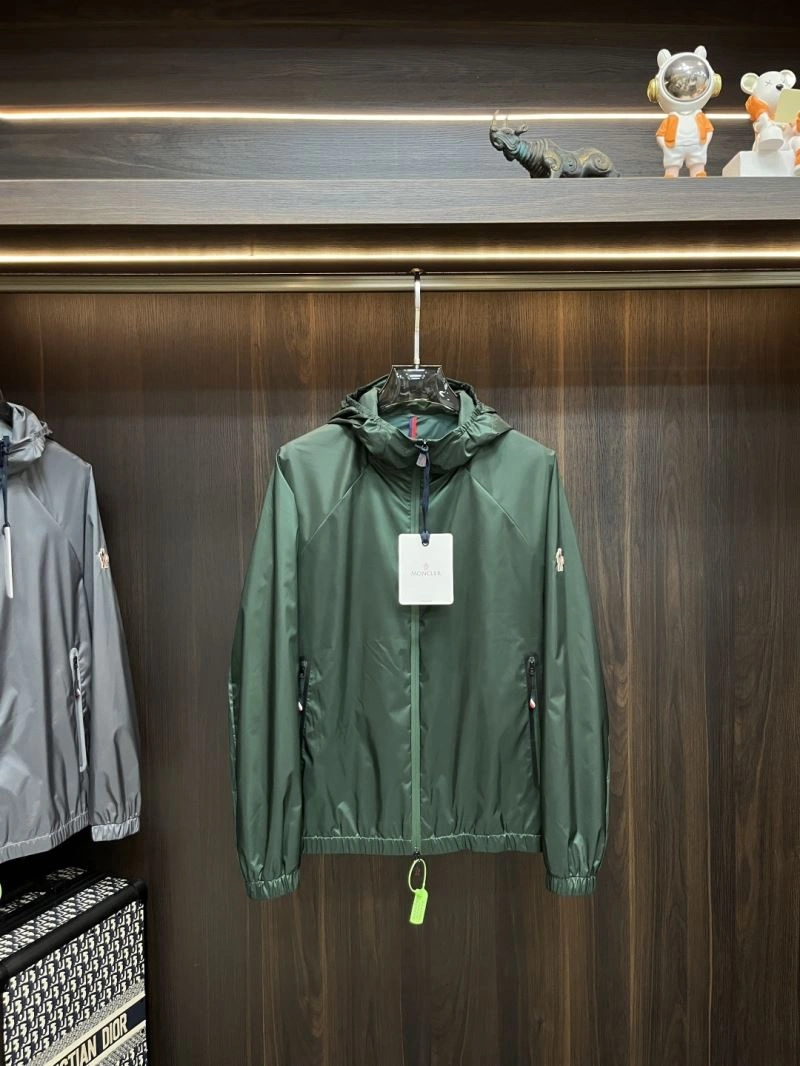 Moncler Outwear Breathable 141157