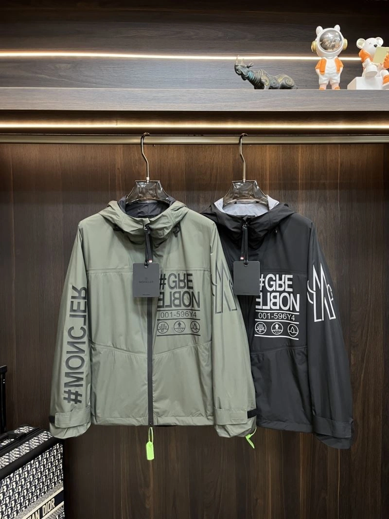 WrinkleFree Moncler Outwear 141166