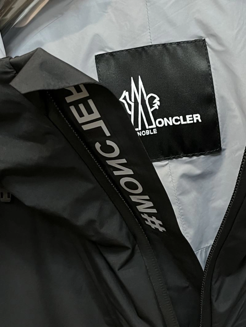 WrinkleFree Moncler Outwear 141166