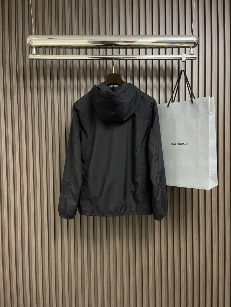 Affordable Moncler Outwear 141158