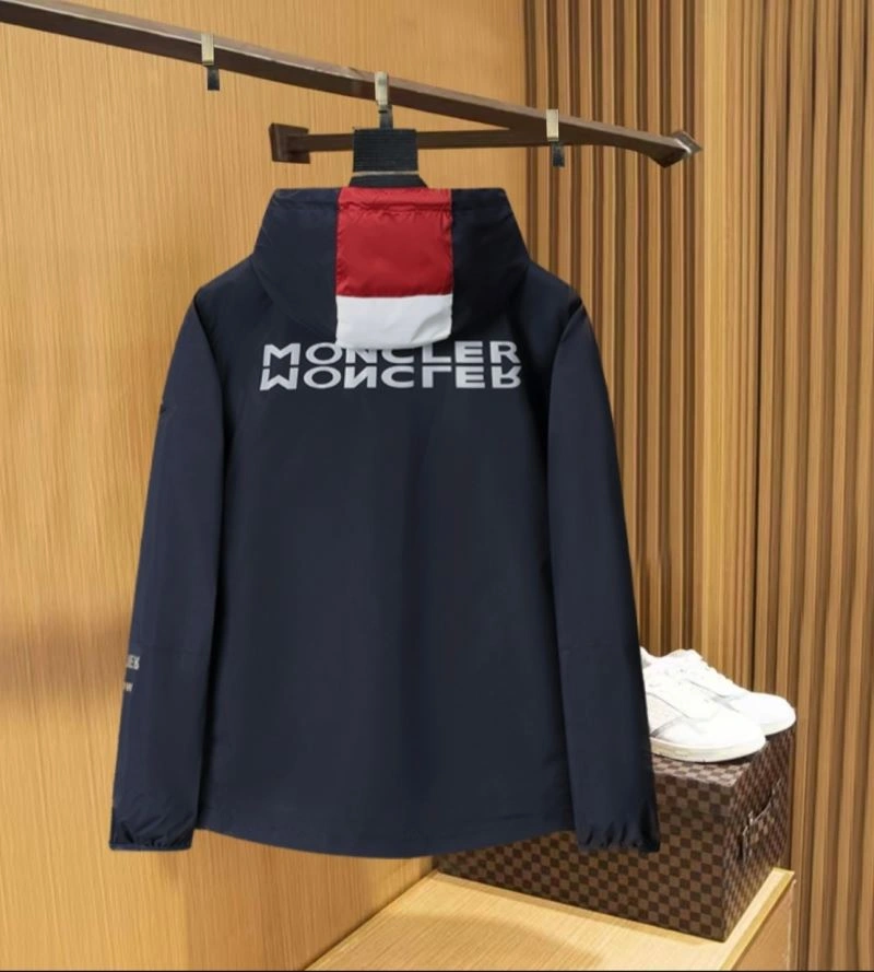 Moncler Outwear SportInspired 141142