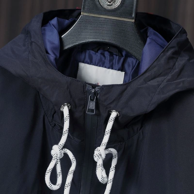 Moncler Outwear SportInspired 141142