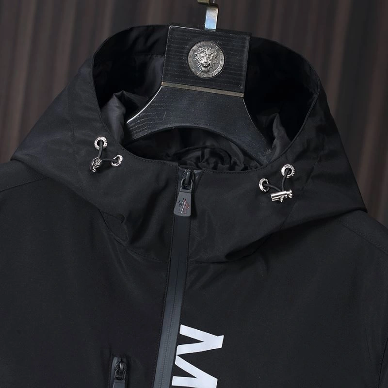Moncler Outwear Breathable 141143
