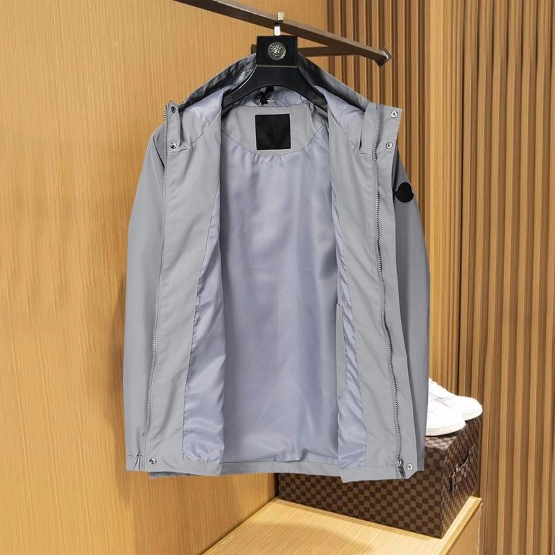Moncler Outwear NewStyle 141138