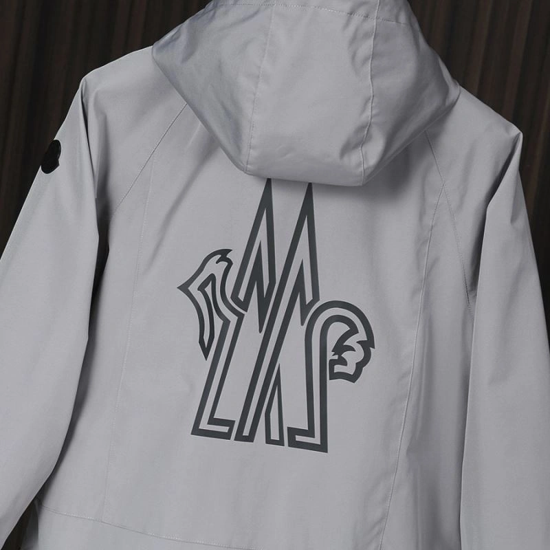 Moncler Outwear NewStyle 141138