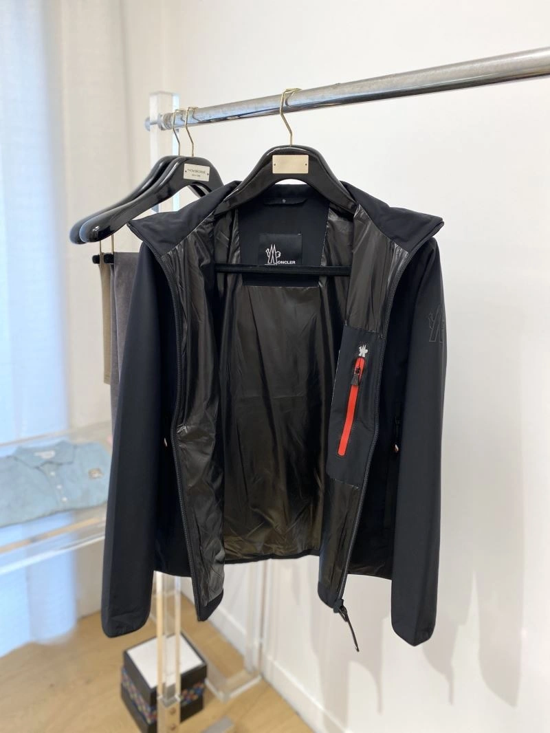Thermal Moncler Outwear 141133