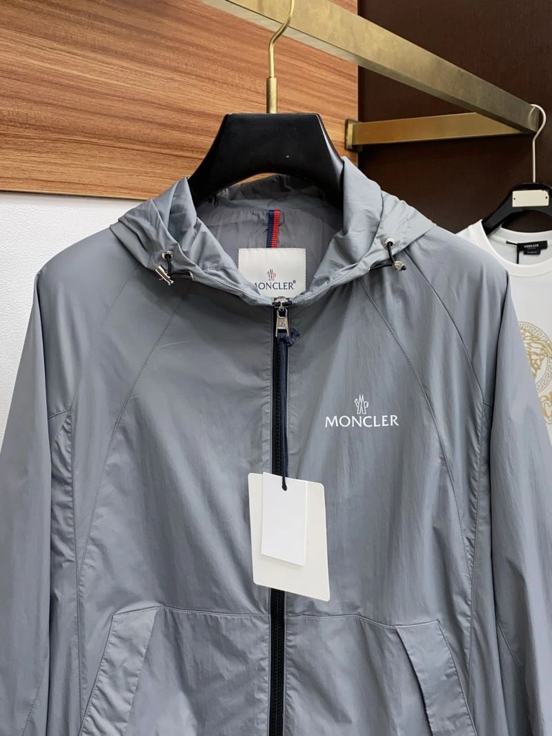 Popular Moncler Outwear 141134